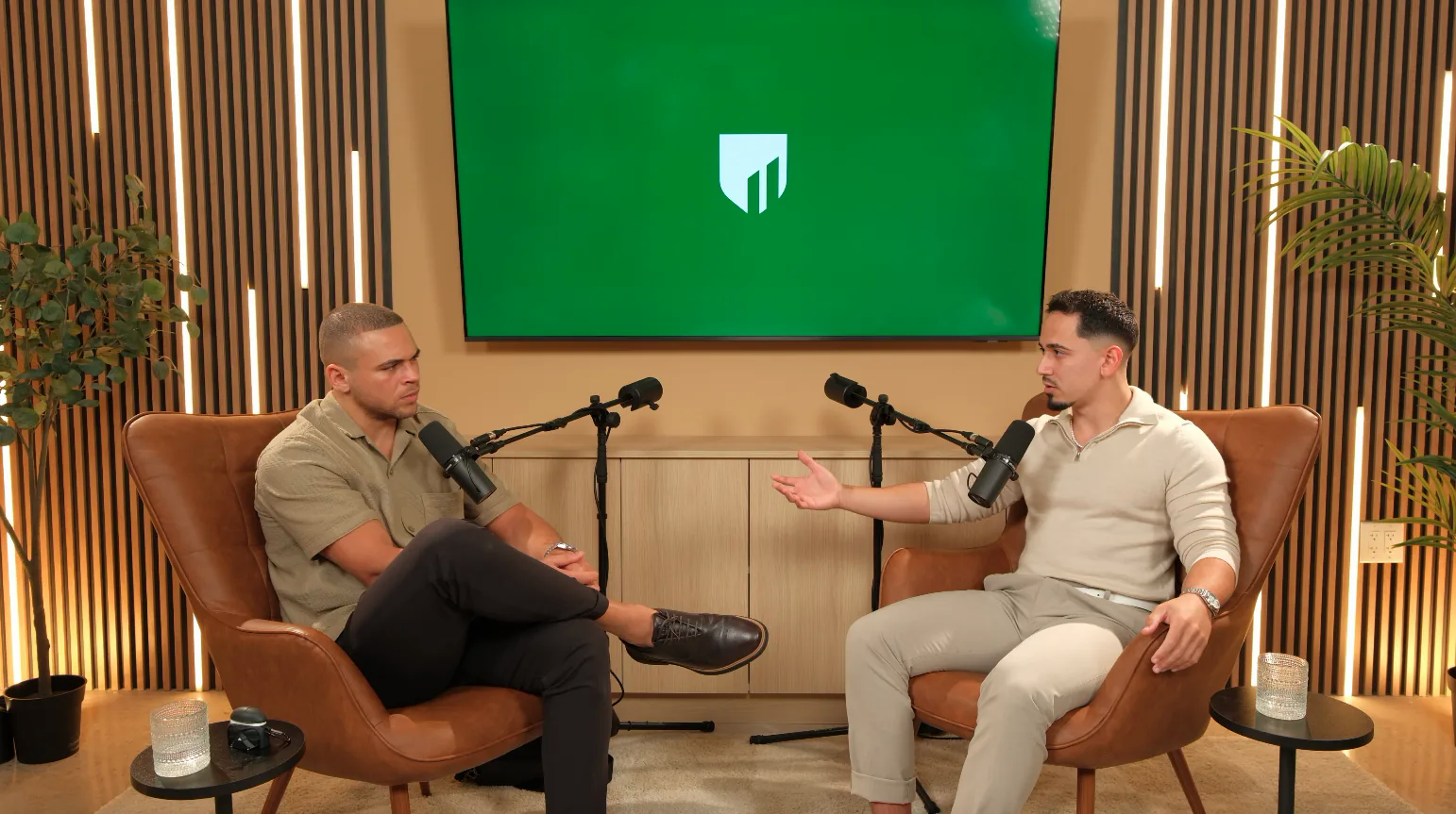 2 Chair Set Studio Credits